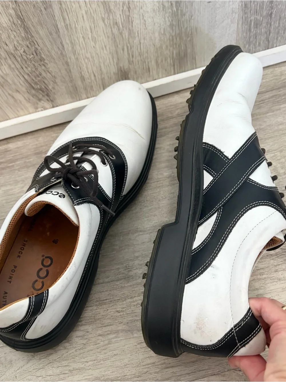 ECCO Golf Shoes White Black Leather Spikes Men's Size 46 - 12 -  12.5 Preppy